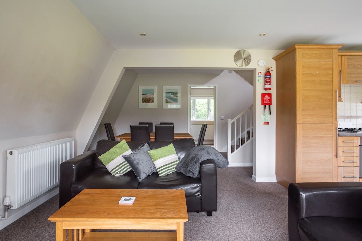 Unique Lodge 2 bedrooms + Pool in Lanivet Bodmin