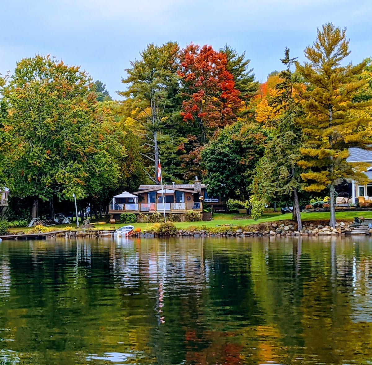 Boshkung Lake Family Cottage on Sunrise Bay