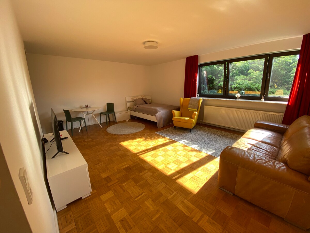 Chiques Apartement in Bauhaus Stil Villa w2