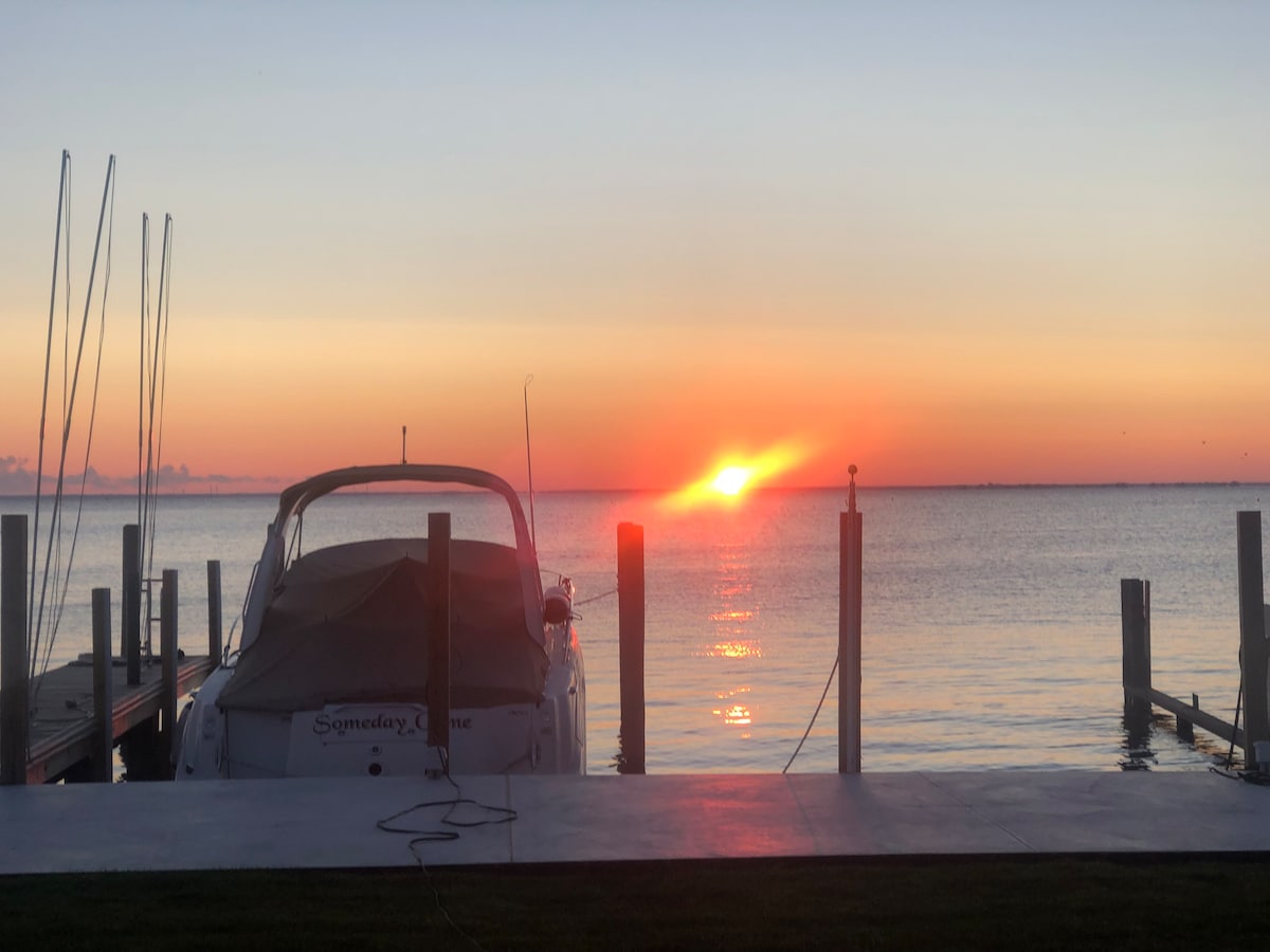 Waters Edge Lake St. Clair