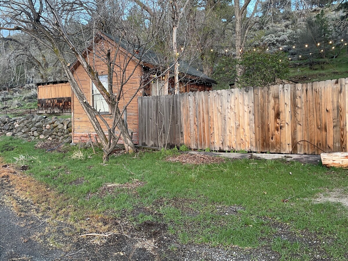 Old Verdi Hotel Ranch Hand House