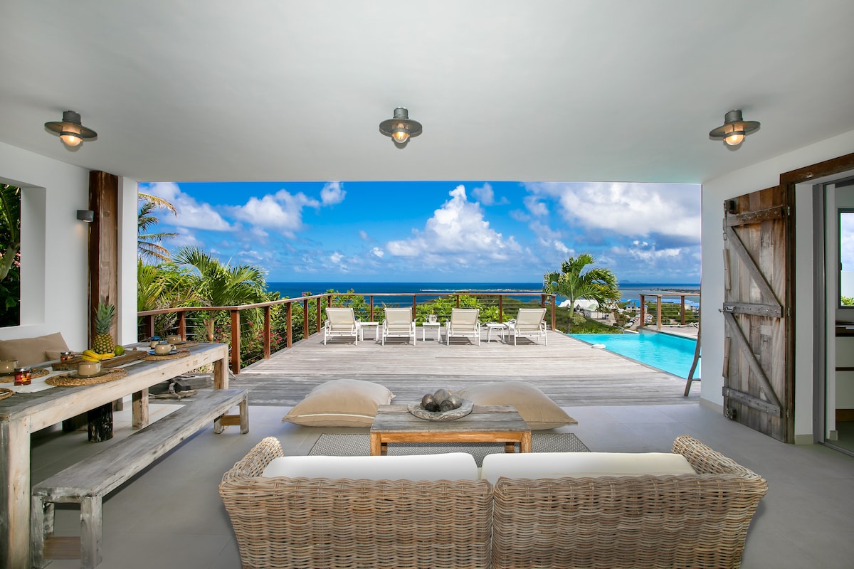 Villa Be, 180° view on Orient bay ans Islands