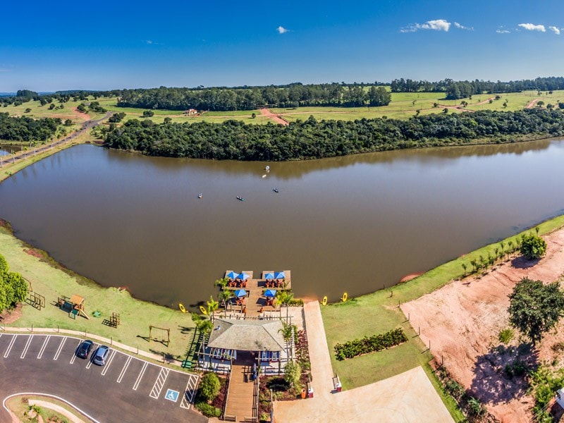 Casa de campo bem familiar e em um lugar incrível!