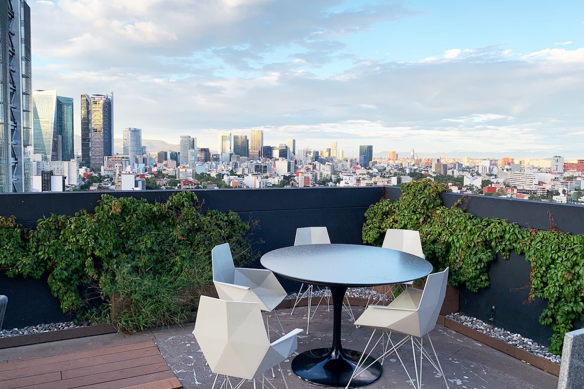 Lux Condesa ： 360ºRooftop +加大双人床+空调+泳池+健身房