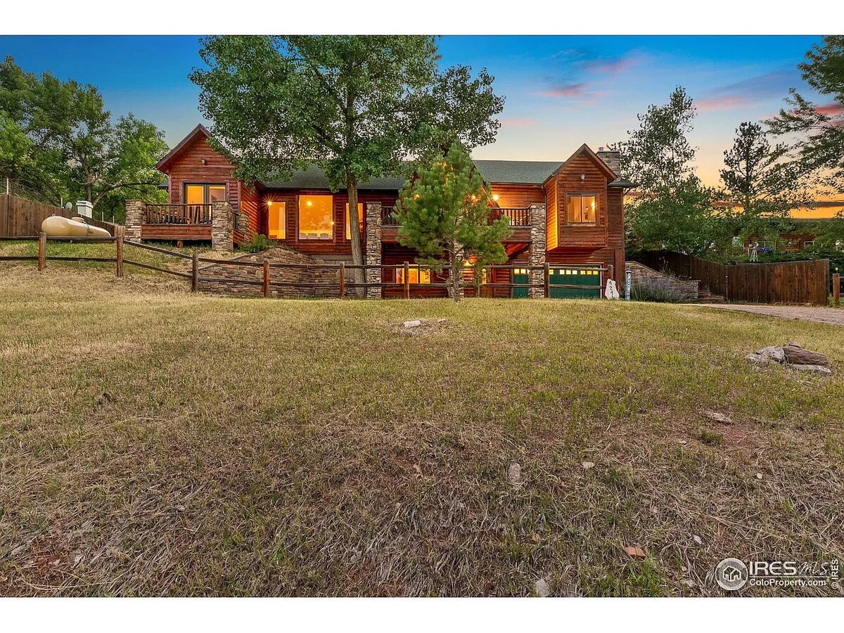 Colorado Lakeside Dream House!