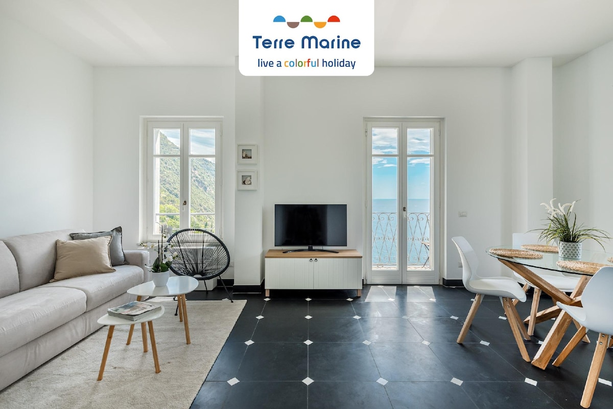 Sea Breeze Flat, Terre Marine