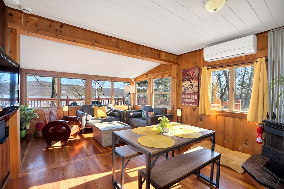 Lakeview Cabin at Greenwood Lake