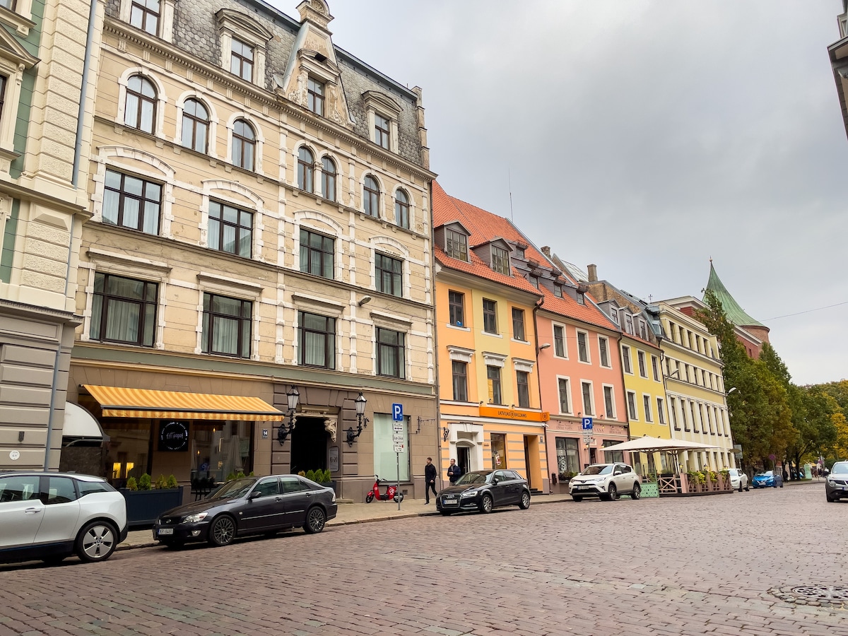 Moody Riga Old Town Studio