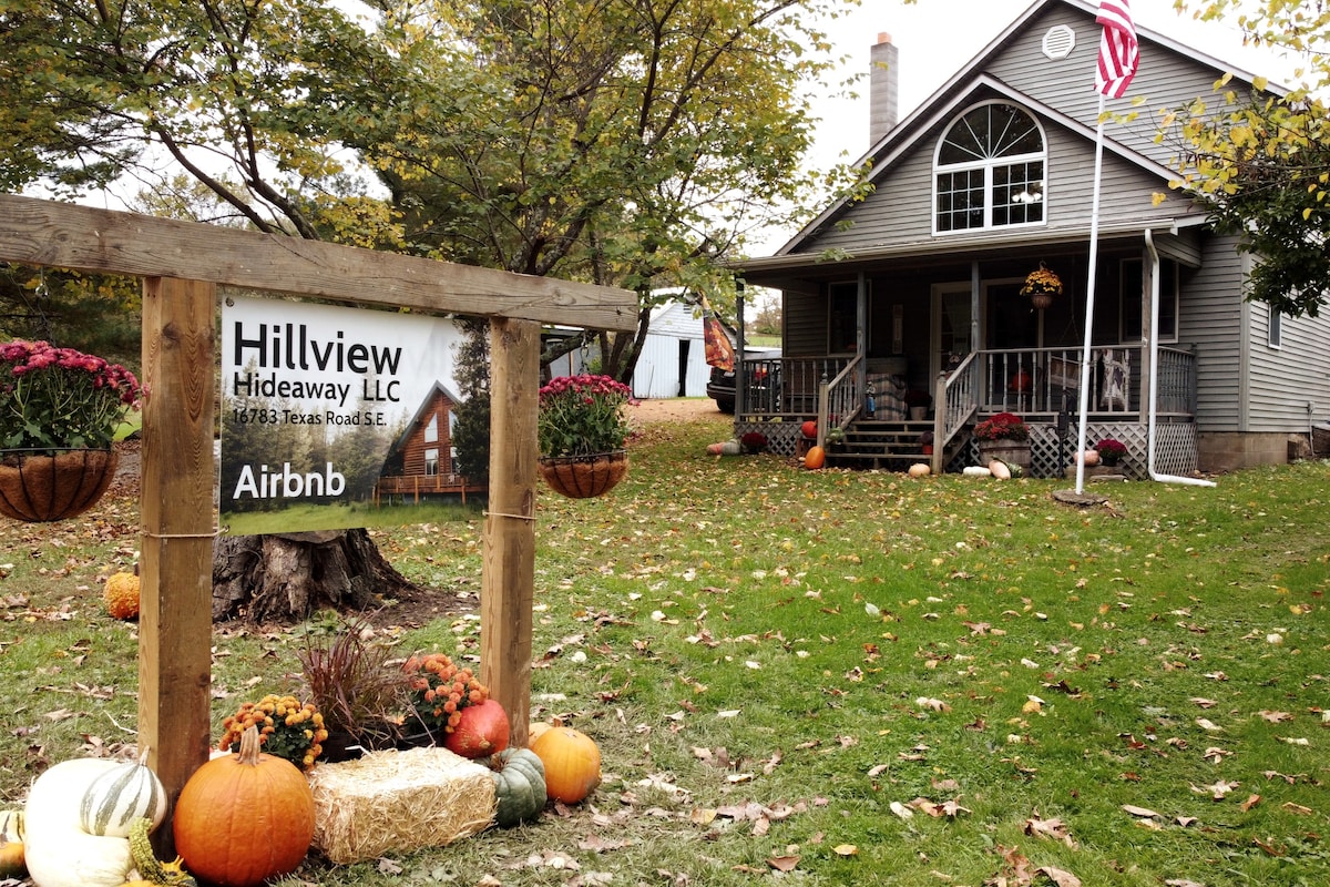 Hillview Hideaway LLC