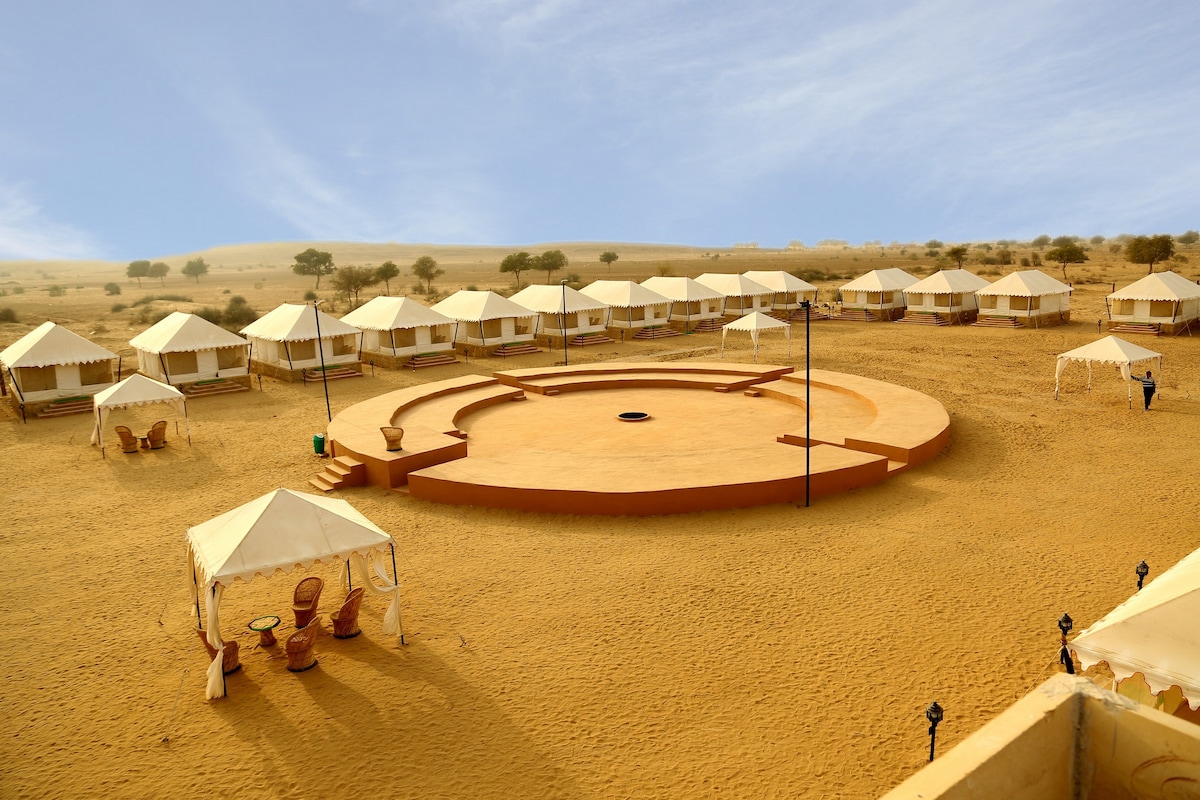 Luxury Desert Camping 2 swiss tent