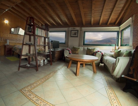 埃尔赫雷罗乡村公寓（ El Herrero Rural Apartment ） ，俯瞰格雷多斯（ Gredos ）