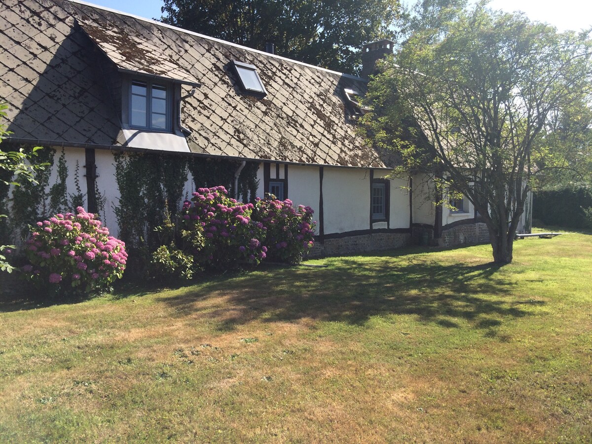 Charmant cottage avec magnifique jardin arboré