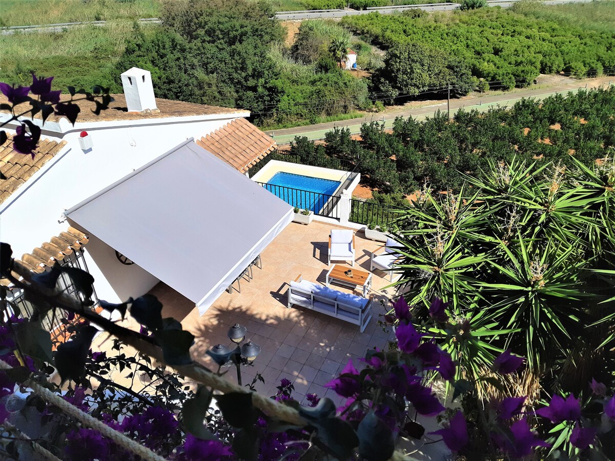 Agradable villa con piscina privada