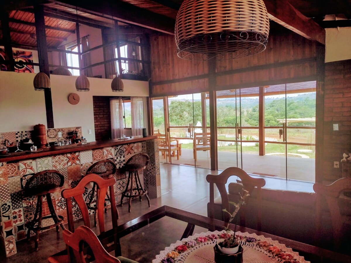 CANTO DA TERRA. Casa próxima à Cachoeira Loquinhas