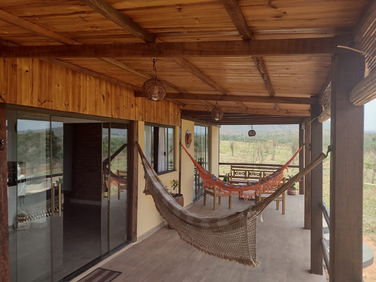 CANTO DA TERRA. Casa próxima à Cachoeira Loquinhas