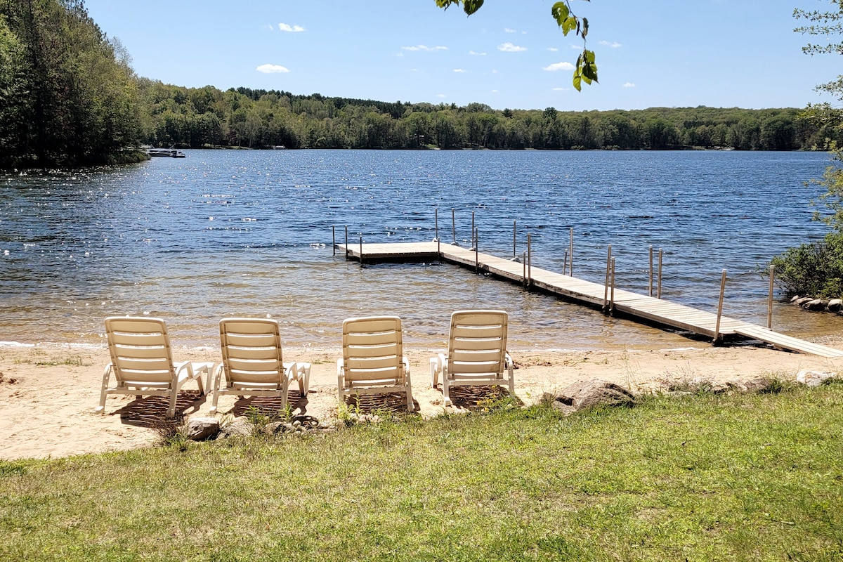 Lake House with Dock, Sandy Beach & Wooded Trails!