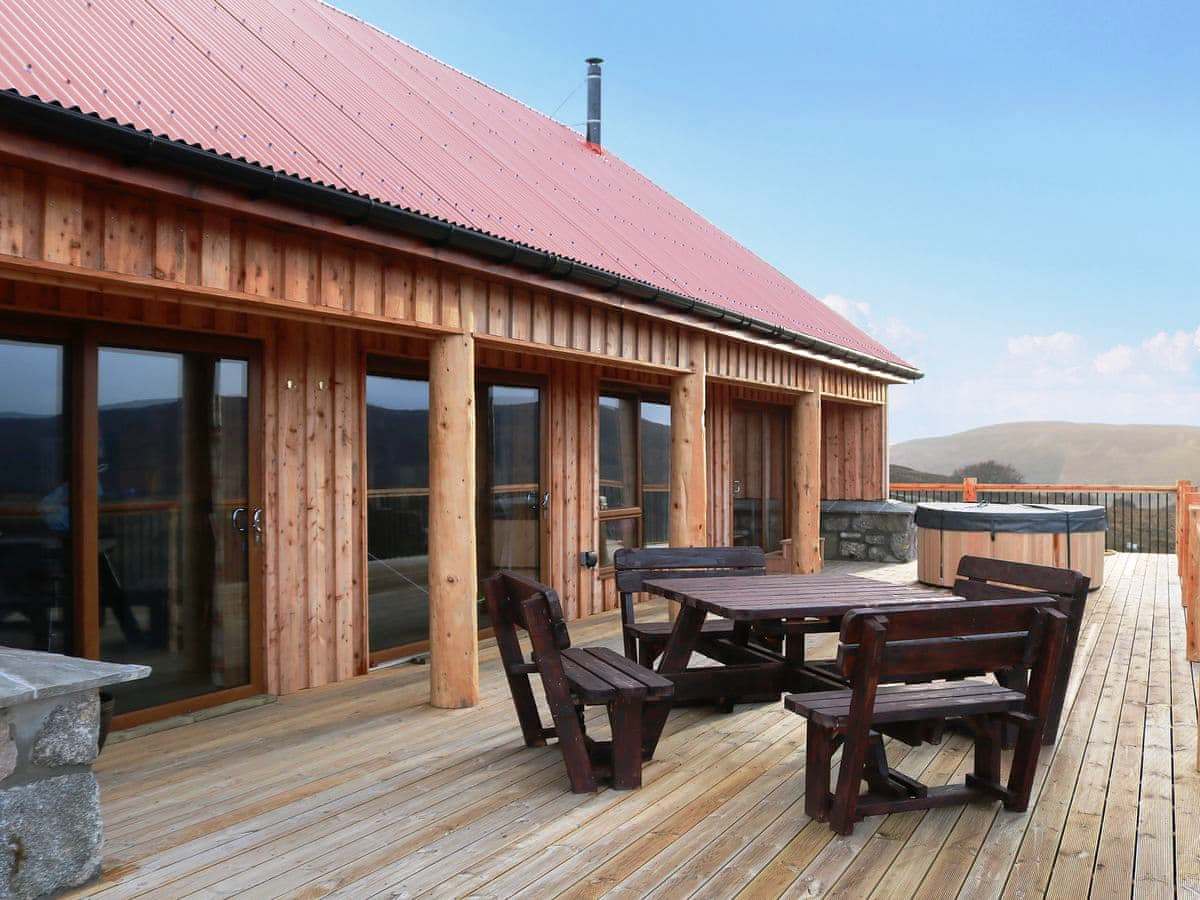 Red Kite Luxury Lodge With Hot Tub