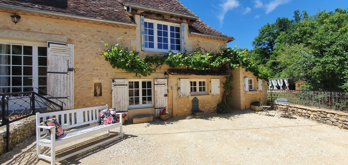 Peaceful Gite in the heart of the Perigord Noir