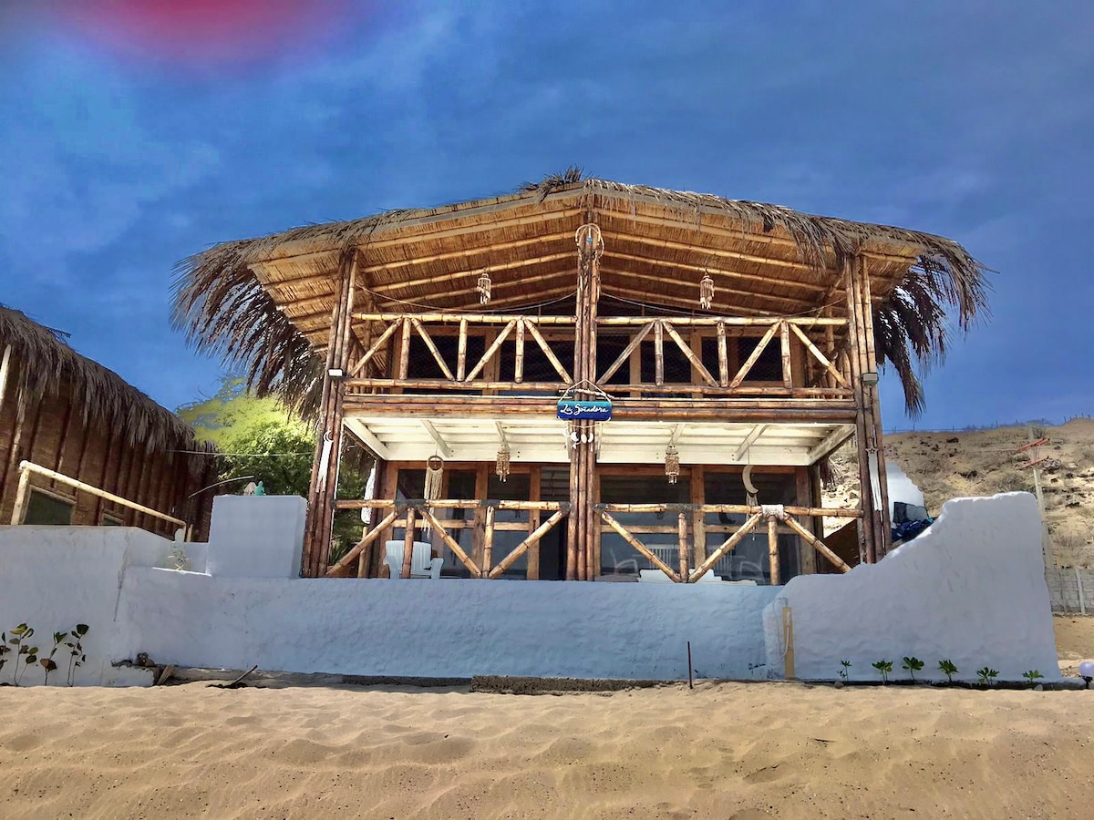 La Soñadora casa frente al mar con piscina