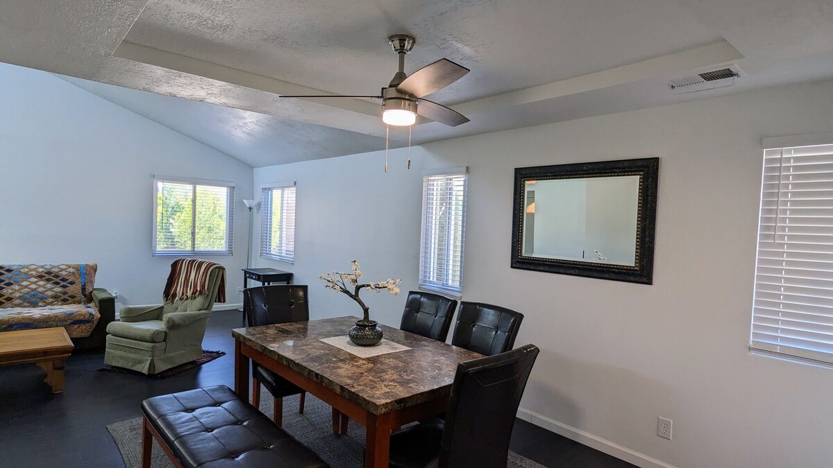 Refrigerated A/C - Private 3BD 2BA Home