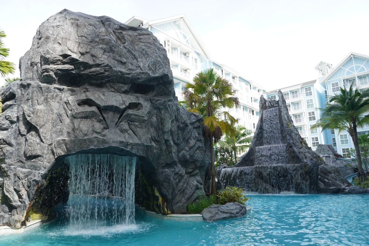 (622) Grand Florida Pattaya waterpark Beachfront