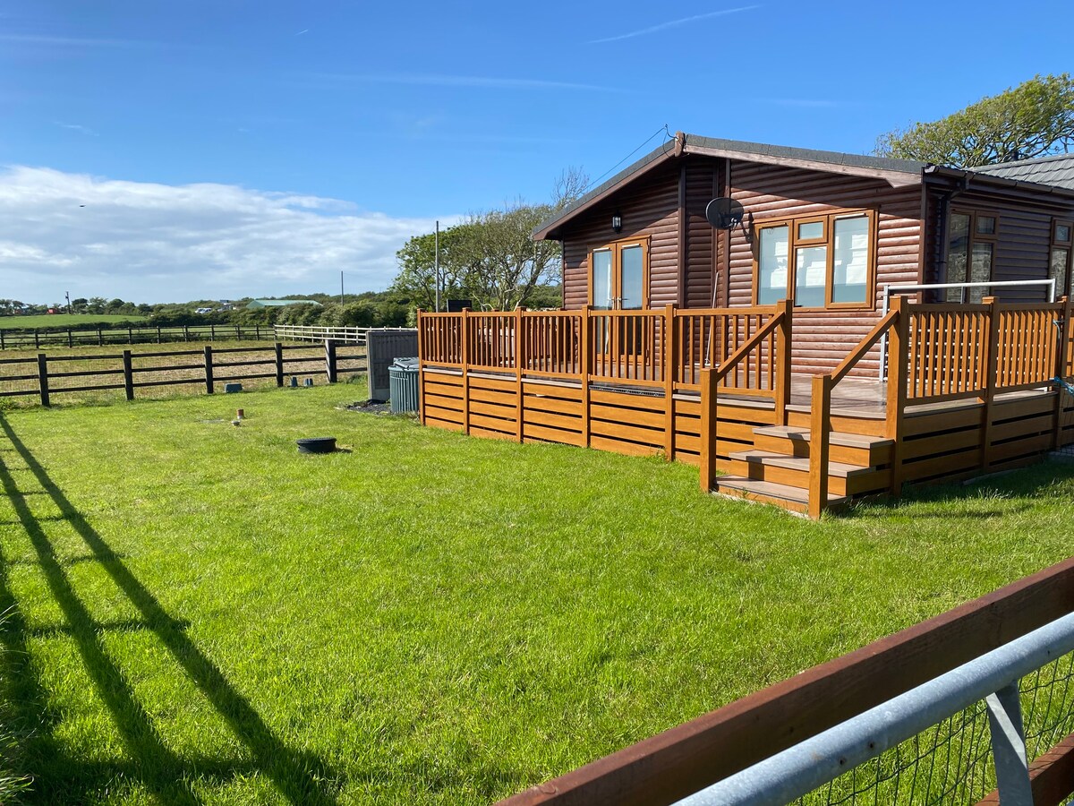 3 bedroom Log cabin in rural area on Anglesey