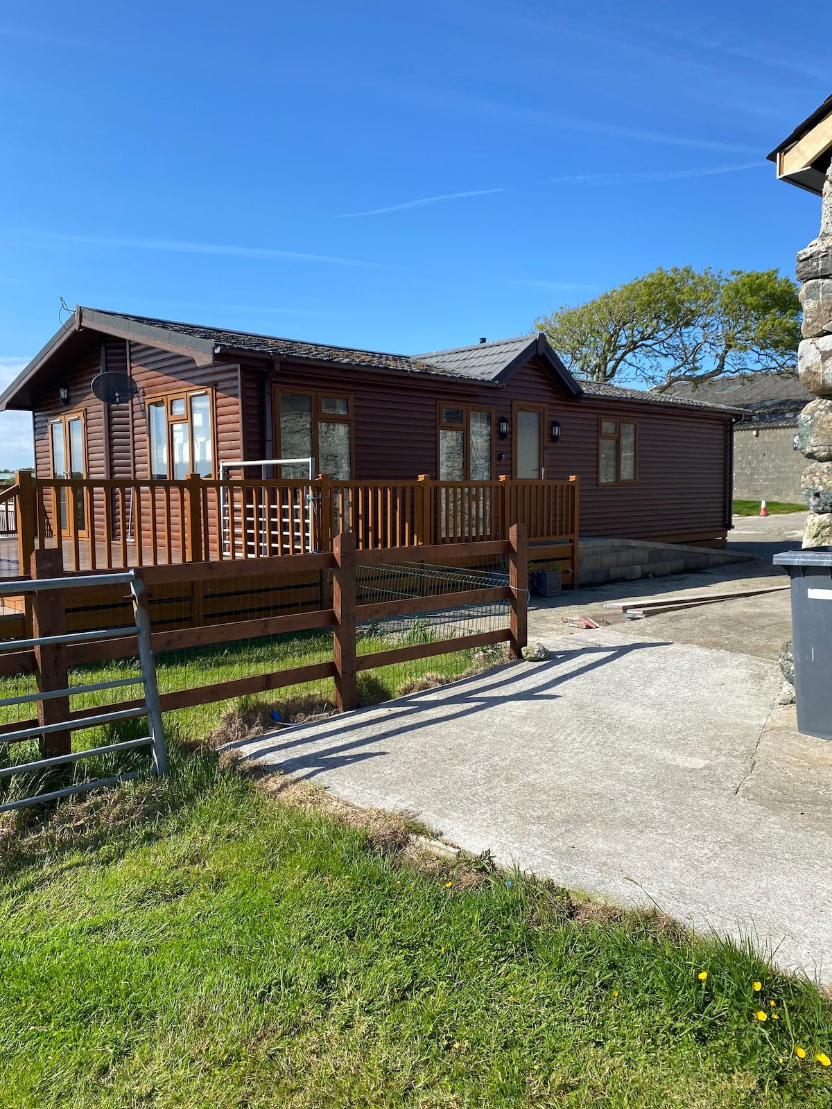 3 bedroom Log cabin in rural area on Anglesey