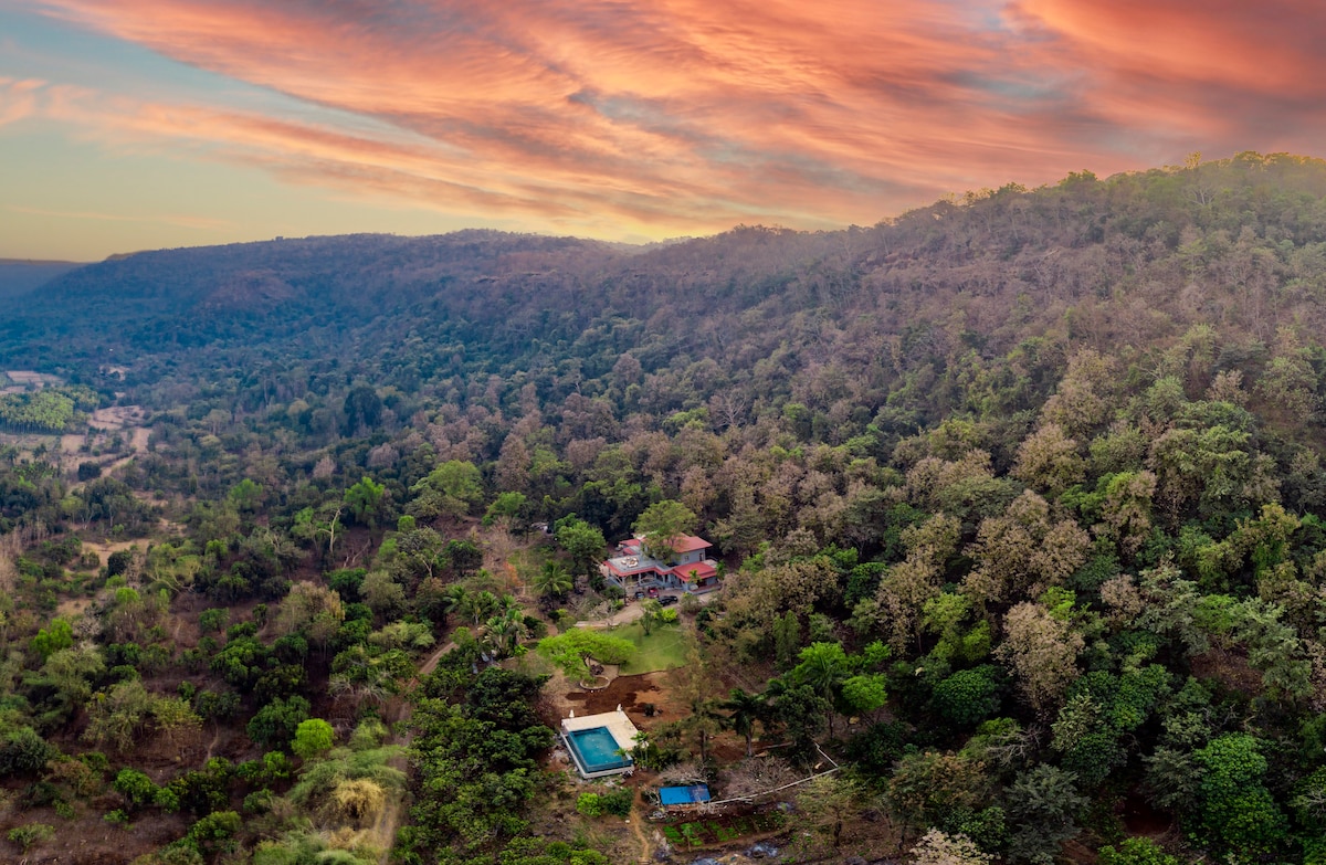 Lermitage Farms luxury in nature è infinity pool