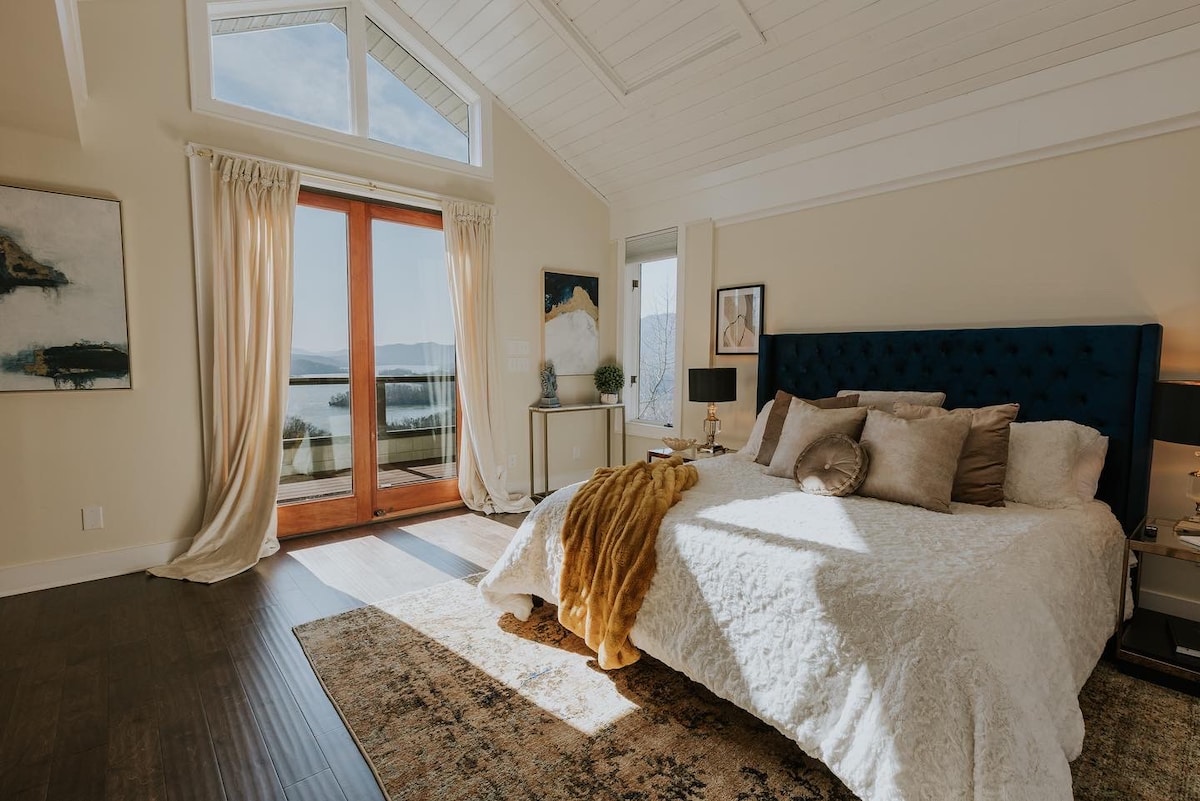 BMR-Sapphire Ridge Luxury Home
