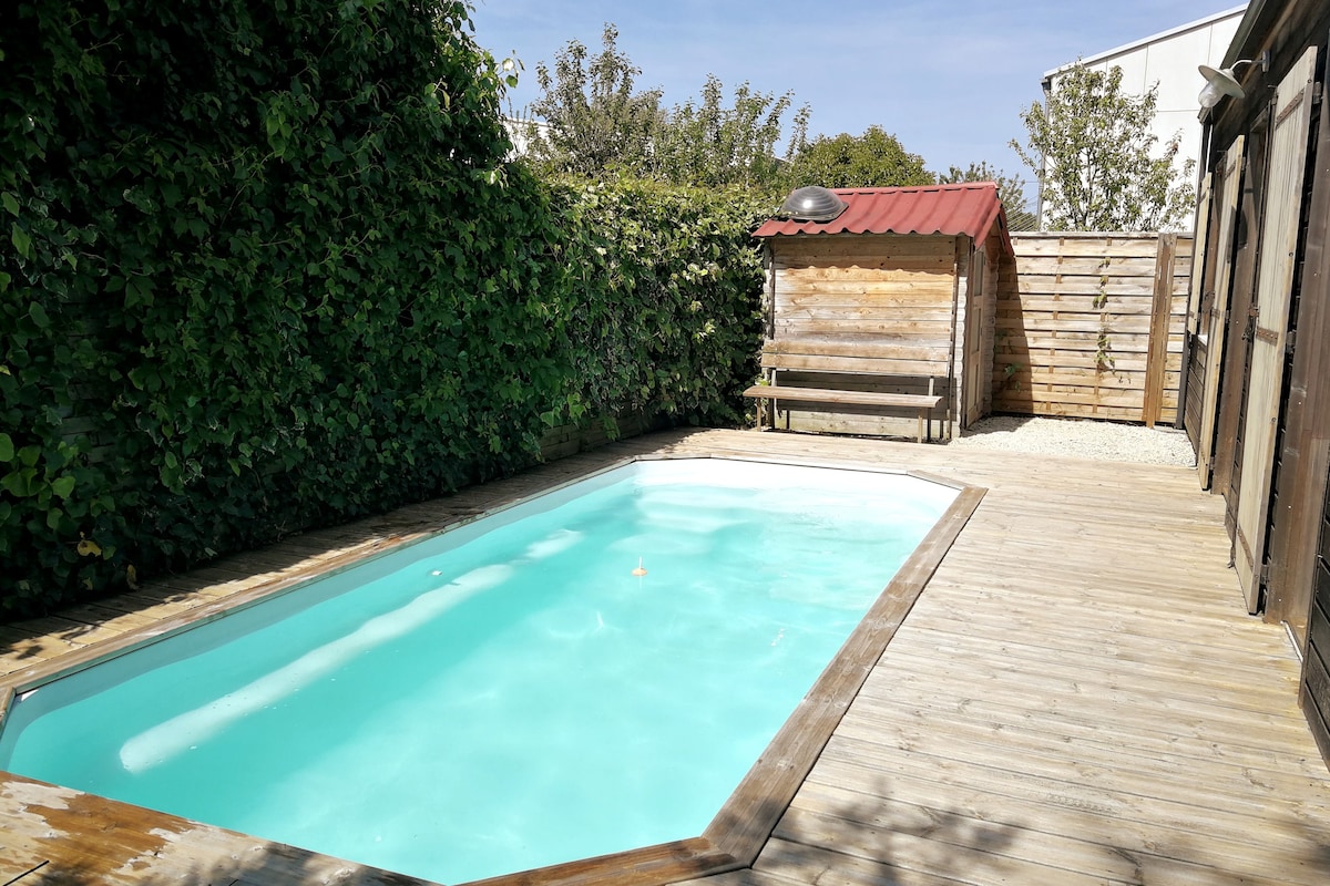 Maison calme 80 m2,  jardin et   piscine privé