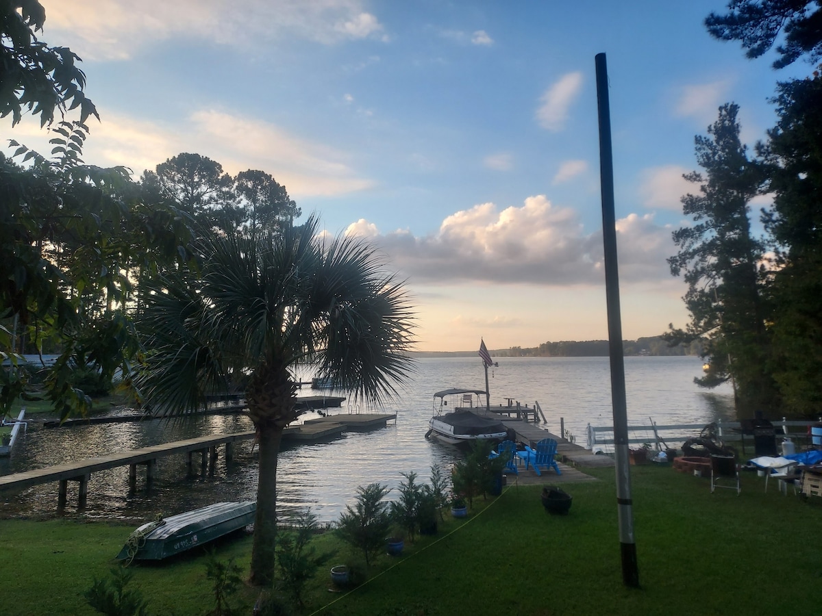 Piney Paradise on Lake Murray