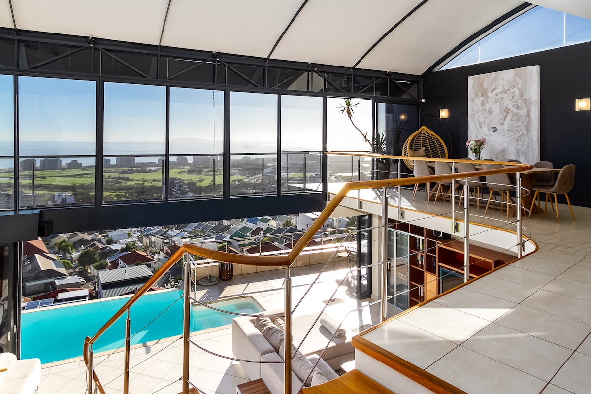 Spacious Cape Town Villa: Sea Views, Infinity Pool
