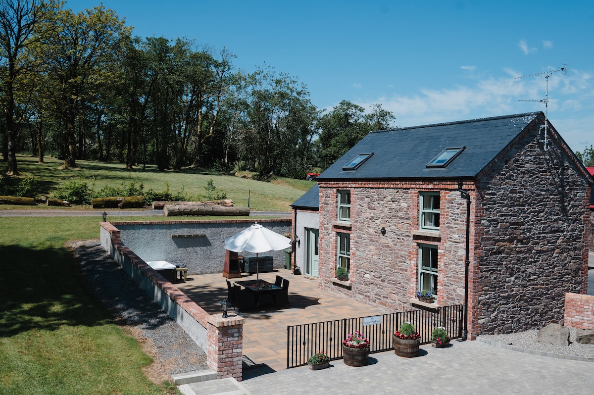 Tranquil Rustic Cottage in the country