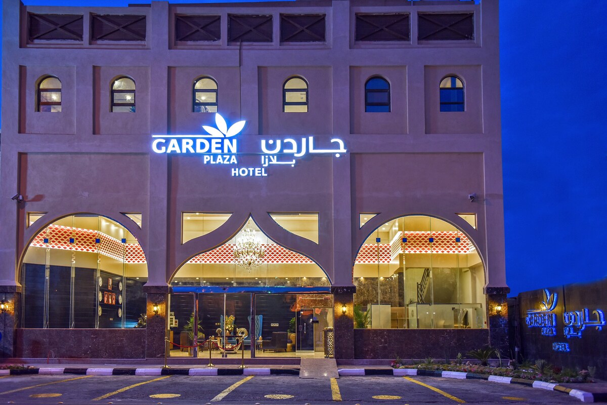 Garden Plaza Hotel--小型套房1