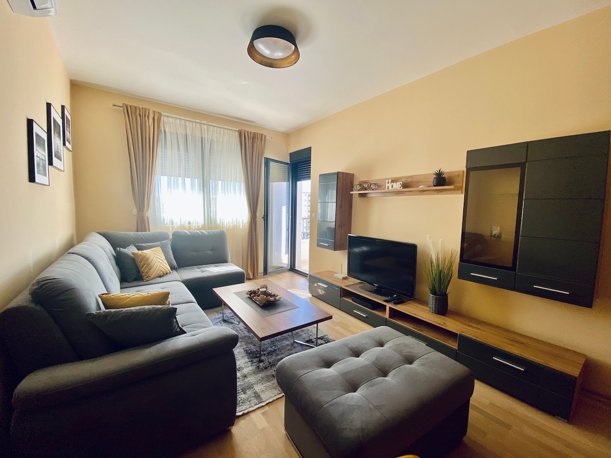 LUX APARTMAN 3 Sorelle ，波德戈里察