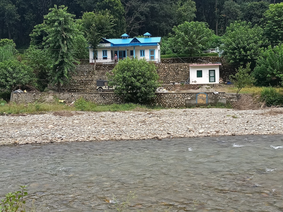 Corbett Riverside Homestay