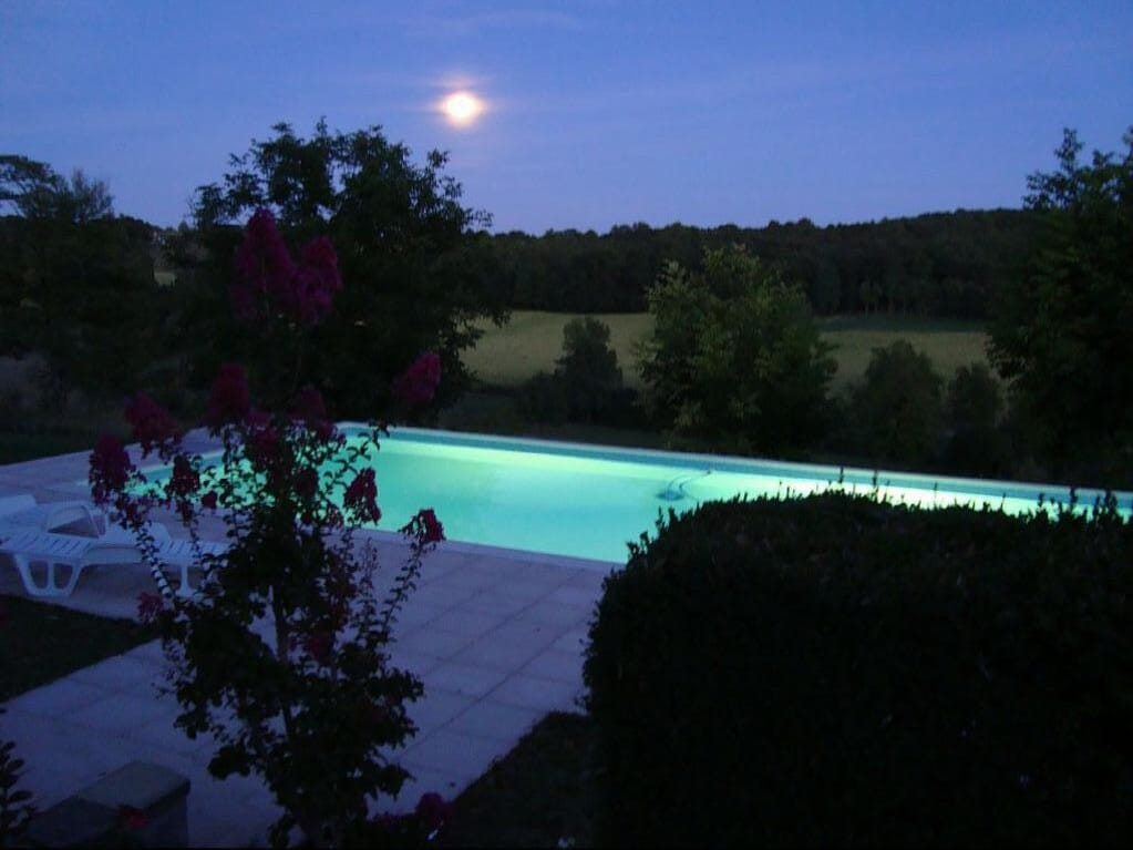 Farmhouse with 12m x 6m Pool in panoramic setting