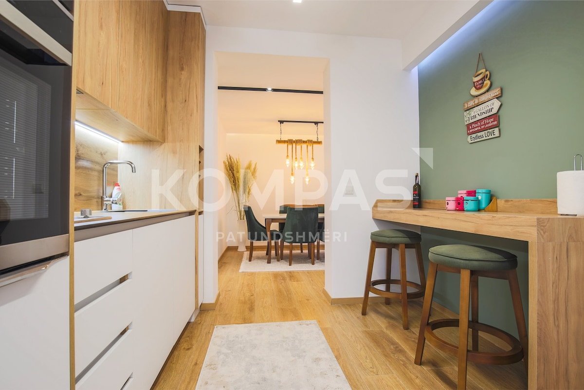 Lovely 2 Bedroom Apartment in the center, Pristina