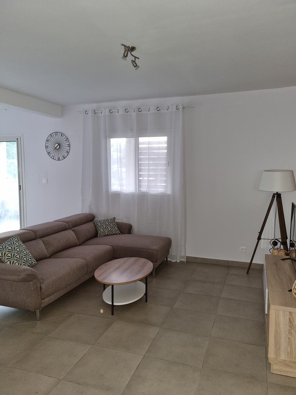 Appartement neuf type T3 à Ouangani