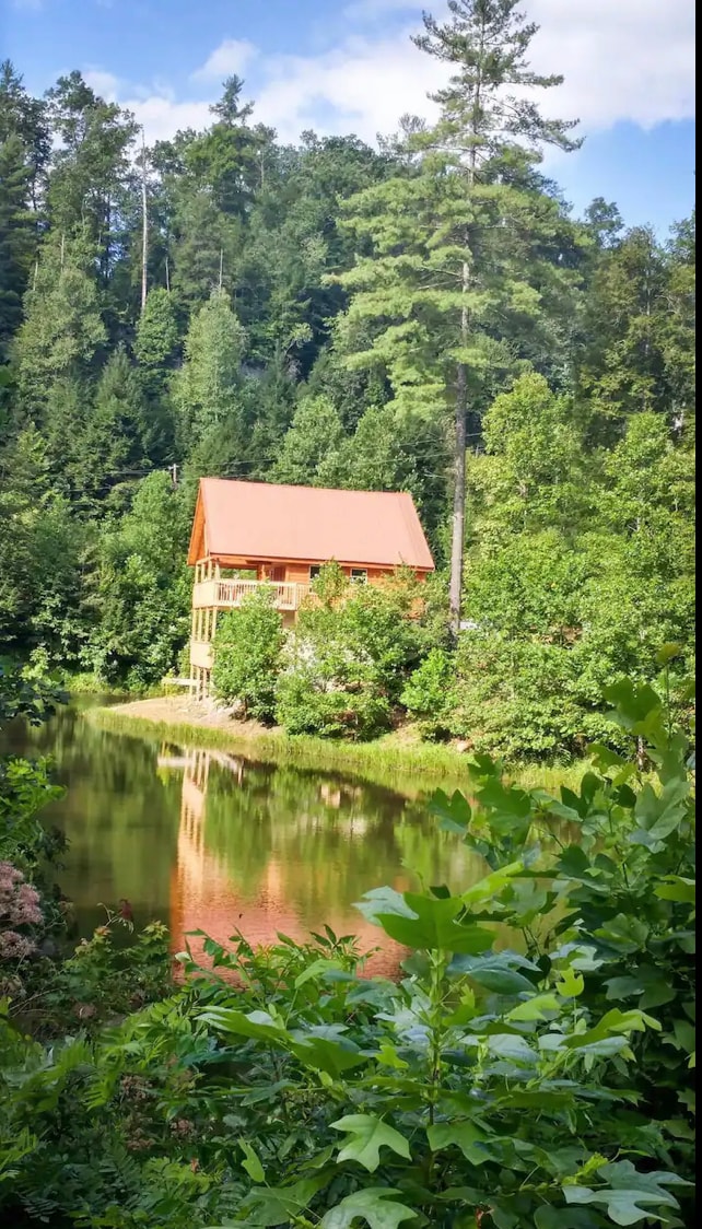 热水浴缸和大甲板@ Spirit Lake