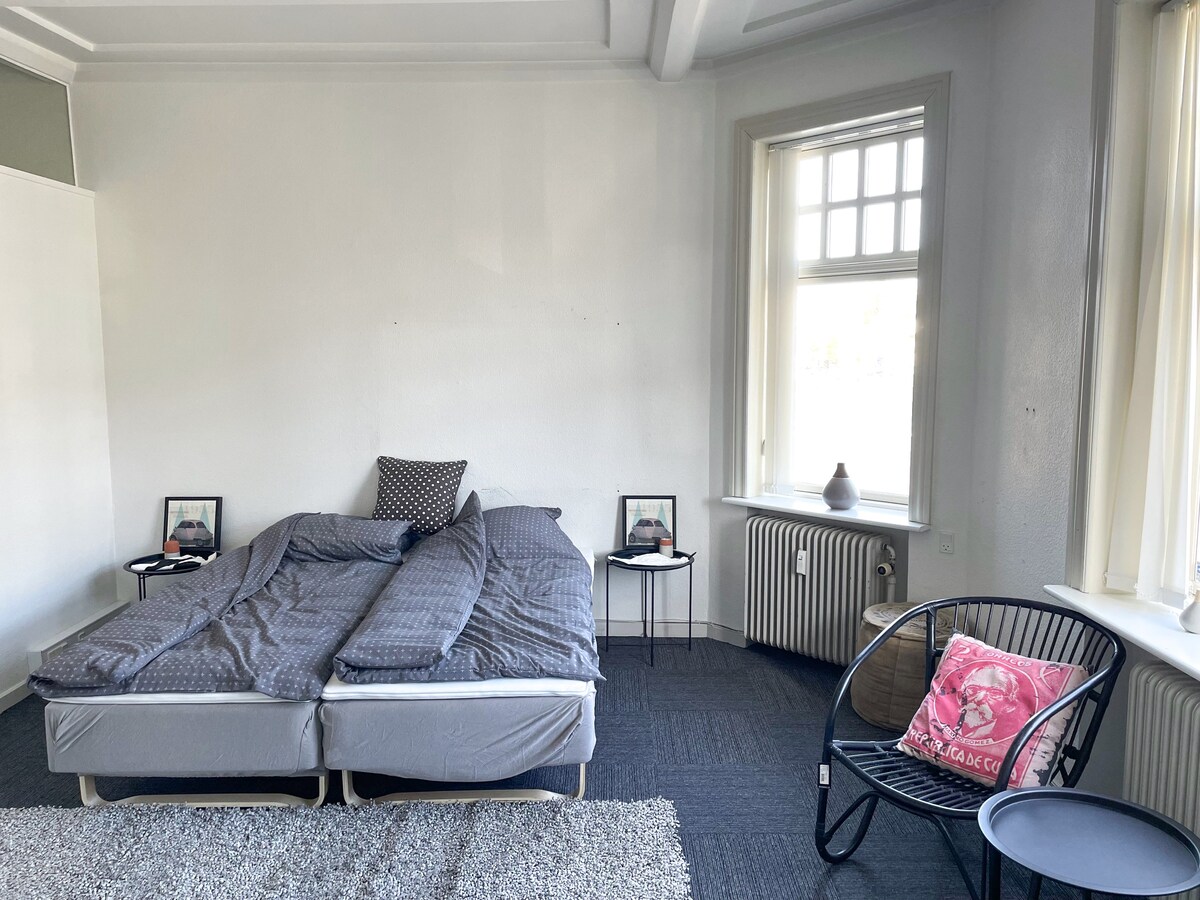 奥尔堡（ Aalborg ）舒适的4卧公寓