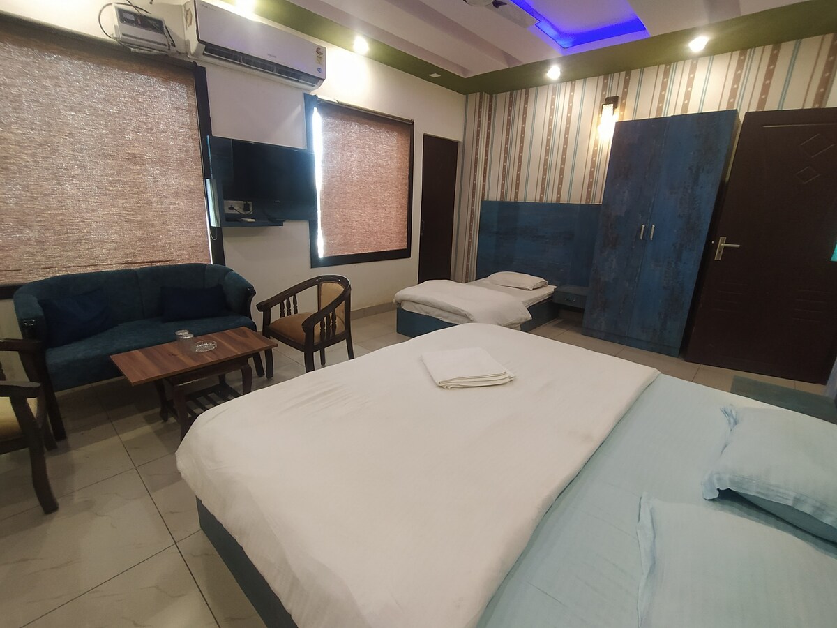 Triple Bedroom at Geeta Residency Haridwar