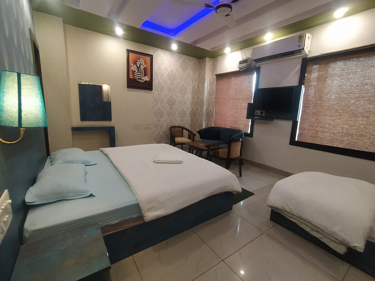 Triple Bedroom at Geeta Residency Haridwar