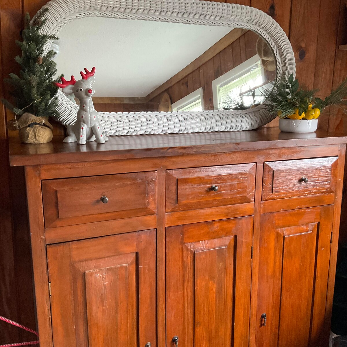BearCreek Cabin是一间温馨舒适的2卧室小木屋