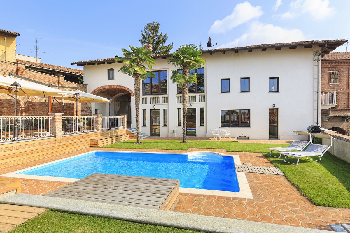 Enticing villa with pool and views! - Villa Teresa