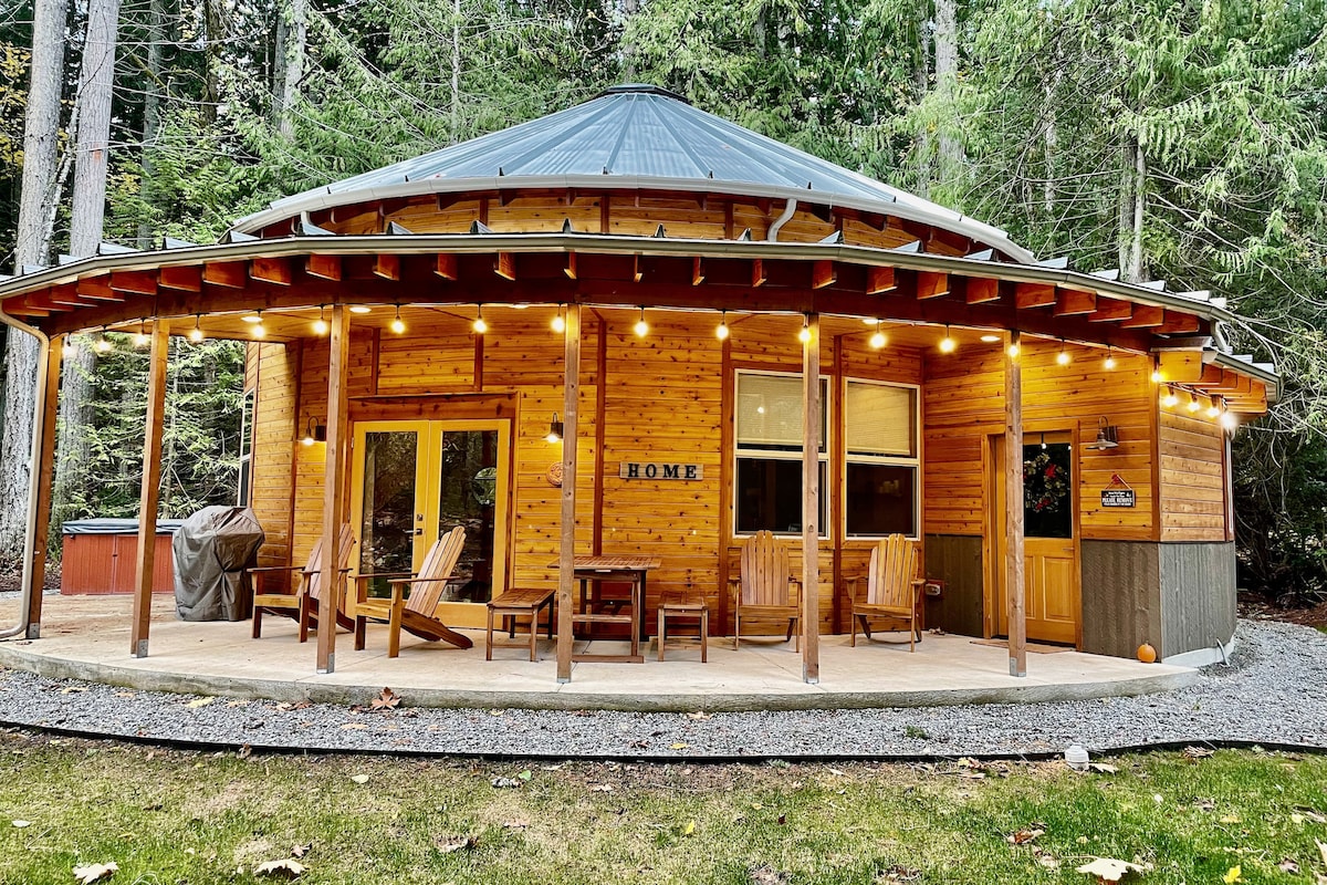 Roundhouse in the Fairytale Grand Forest