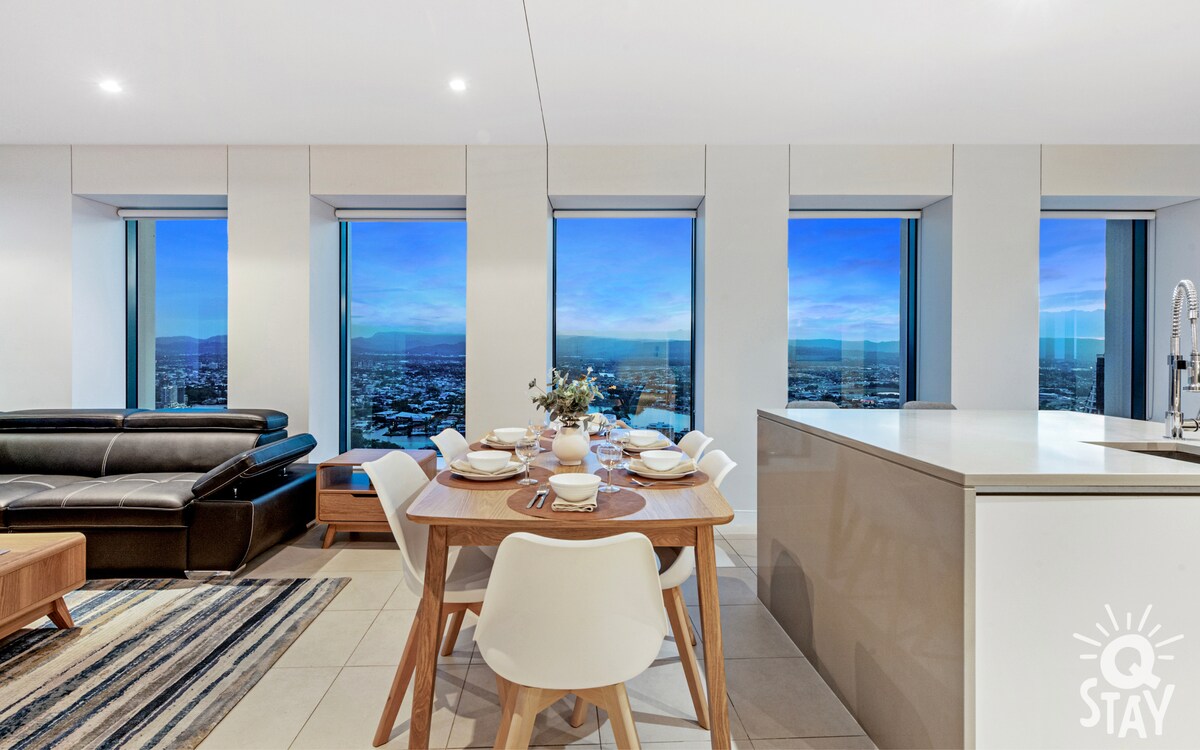 3 Bedroom Skyview Unit in Surfers Paradise