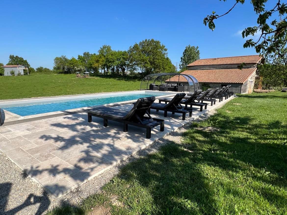 "La Grange, le Logis & Bonchamps" - Piscine & spa