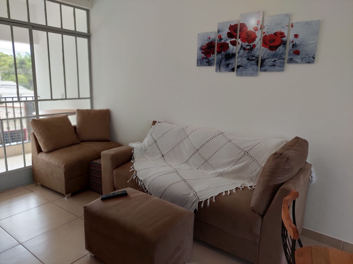 Apartamento alegre e aconchegante.