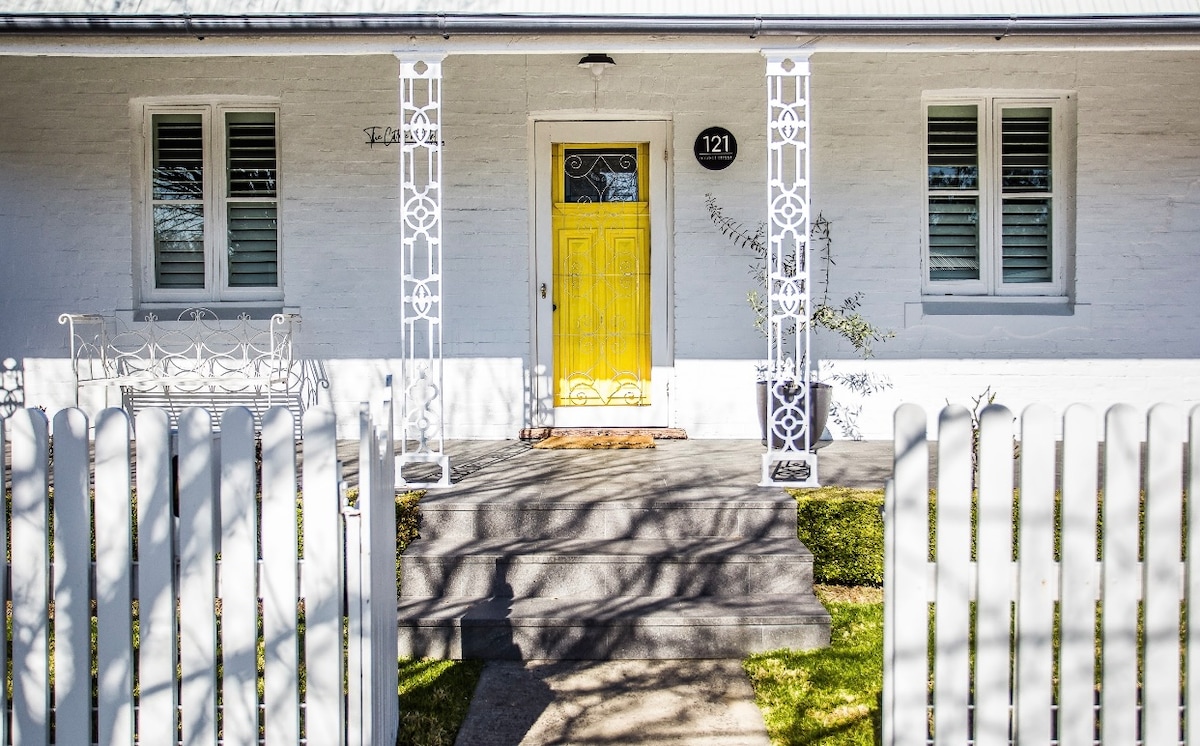 "The Cottage" on Market- mins from town